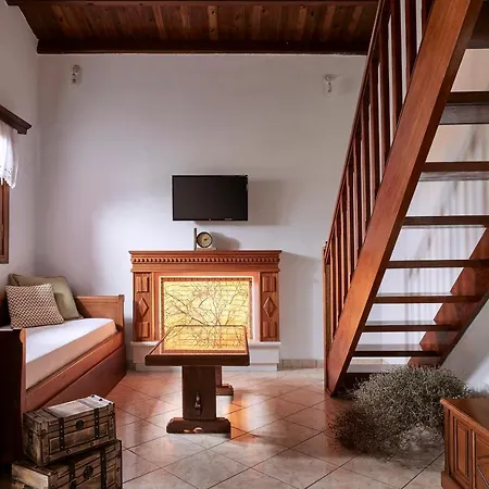 Afionas Holiday home *